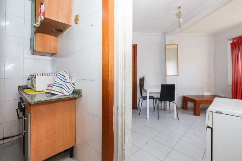 House for sale in Barcelona, Spain 2 bedrooms, 108 sq.m. No. 195304 - photo 10