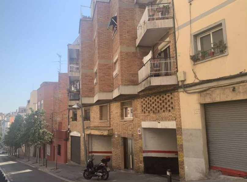 Apartment in Badalona, Barcelona, Spain 3 bedrooms, 81 sq.m. No. 195302