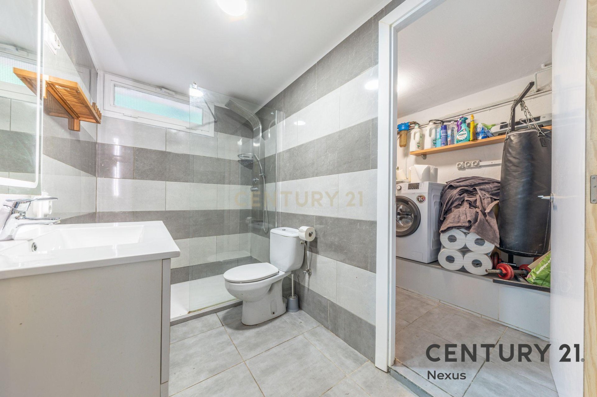 Casa a Piera, Barcelona, Spagna 3 camere da letto, 239 mq. N° 195301