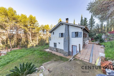 House for sale in Piera, Barcelona, Spain 3 bedrooms, 239 sq.m. No. 195301 - photo 4