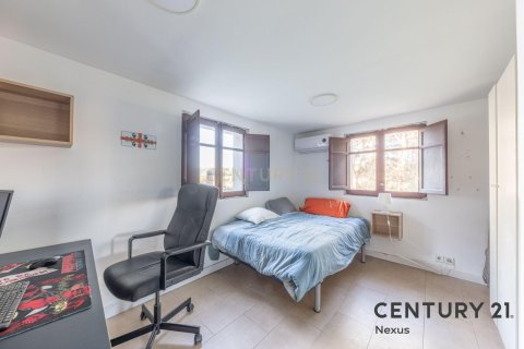House for sale in Piera, Barcelona, Spain 3 bedrooms, 239 sq.m. No. 195301 - photo 25