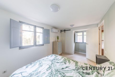 House for sale in Piera, Barcelona, Spain 3 bedrooms, 239 sq.m. No. 195301 - photo 23