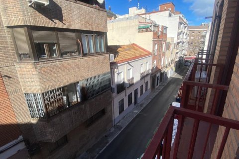 Аренда квартиры в Мадрид, Испания 1 комната, 29м2 №192282 - фото 3