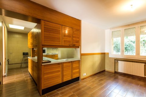 Villa à vendre Barcelona, Espagne, 9 chambres, 706 m2 No. 133382 - photo 14