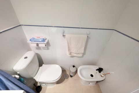 Huoneisto myytävänä Alicante, Espanja, 2 makuuhuonetta,  No. 142502 - kuva 15