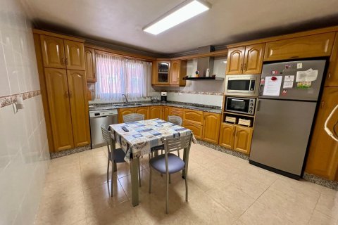 Townhouse zum Verkauf in Pinoso, Alicante, Spanien 3 Schlafzimmer, 130 m2 Nr. 142504 - Foto 2