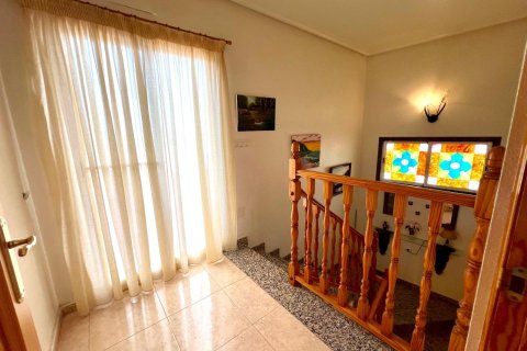 Townhouse zum Verkauf in Pinoso, Alicante, Spanien 3 Schlafzimmer, 130 m2 Nr. 142504 - Foto 6