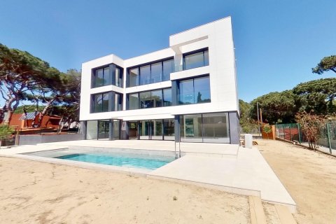 Māja pārdošanā Gava, Barcelona, Spānijā 5 istabas, 716 m2 Nr. 140763 - attēls 1