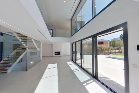 Māja pārdošanā Gava, Barcelona, Spānijā 5 istabas, 716 m2 Nr. 140763 - attēls 10