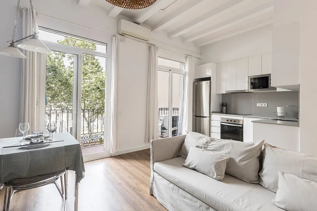 Apartment in Barcelona, Spain 2 bedrooms,  No. 140758