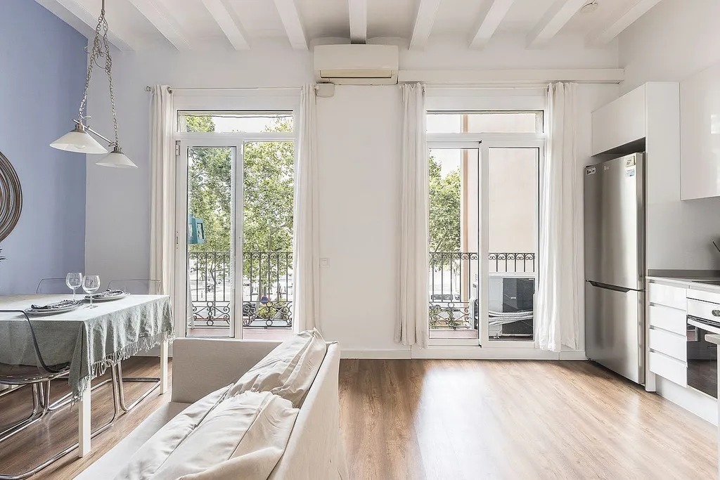 Apartment in Barcelona, Spain 2 bedrooms,  No. 140758