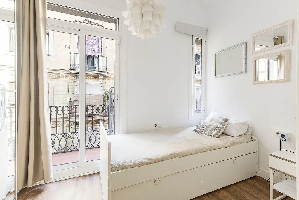Apartment in Barcelona, Spain 2 bedrooms,  No. 140758