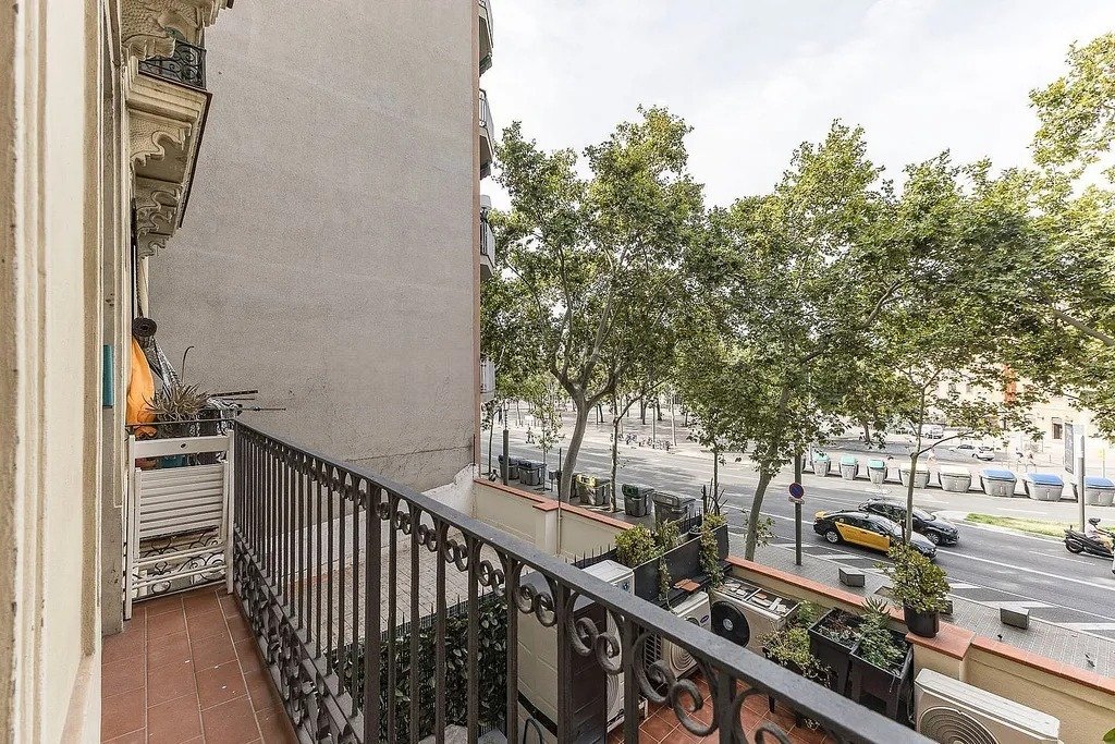 Apartment in Barcelona, Spain 2 bedrooms,  No. 140758