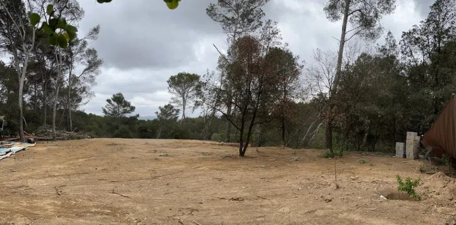 Land in Bellaterra, Barcelona, Spanien Nr. 140762