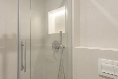 Apartment à vendre à Barcelona, Espagne, 2 chambres, 61 m2 No. 140764 - photo 7