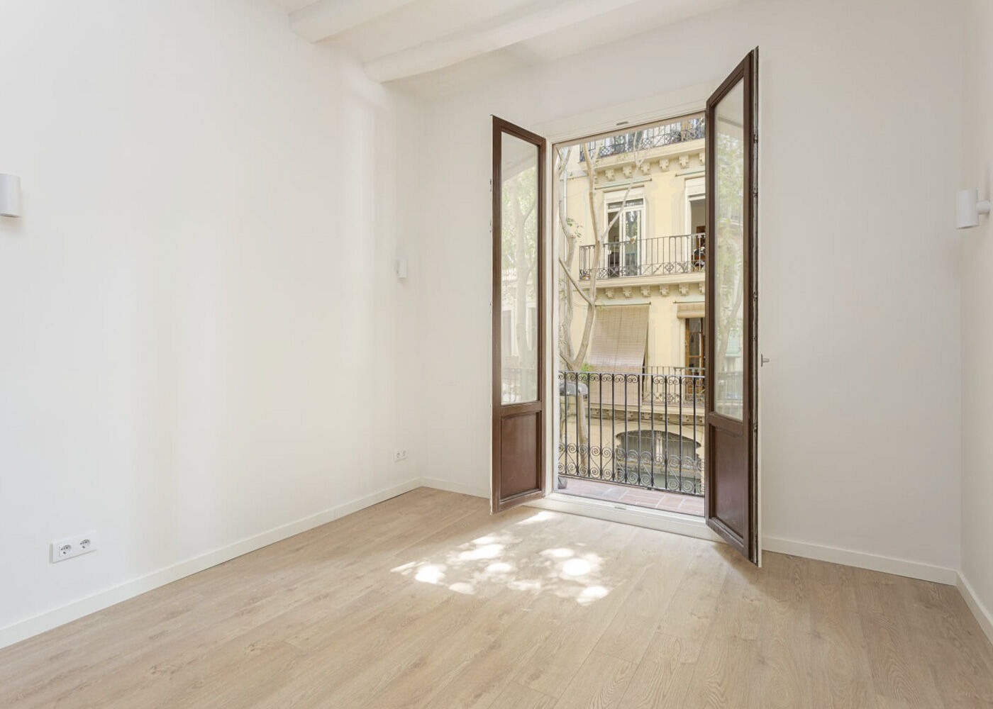 Wohnung in Barcelona, Spanien 2 Schlafzimmer, 61 m2 Nr. 140764