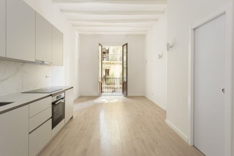 Apartment à vendre à Barcelona, Espagne, 2 chambres, 61 m2 No. 140764 - photo 1