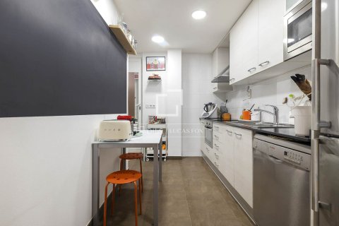 Apartamento en venta en Eixample, Barcelona, España 3 dormitorios, 76 m2 No. 150936 - foto 14