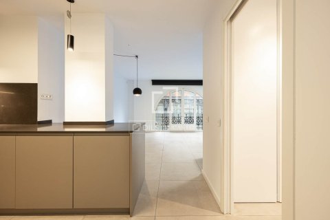 Apartament w Barcelona, Hiszpania 1 sypialnia, 64 mkw. nr 150935 – zdjęcie 19