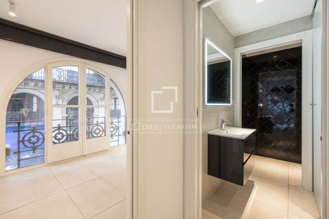 Apartament w Barcelona, Hiszpania 1 sypialnia, 64 mkw. nr 150935 – zdjęcie 9