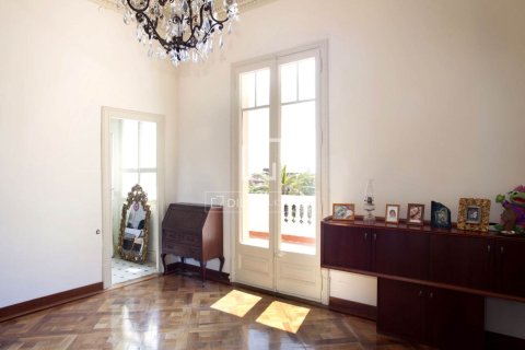 Willa w Barcelona, Hiszpania 7 sypialni, 1344 mkw. nr 150933 – zdjęcie 19