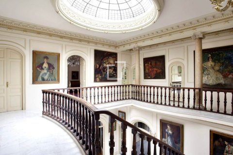 Willa w Barcelona, Hiszpania 7 sypialni, 1344 mkw. nr 150933 – zdjęcie 14