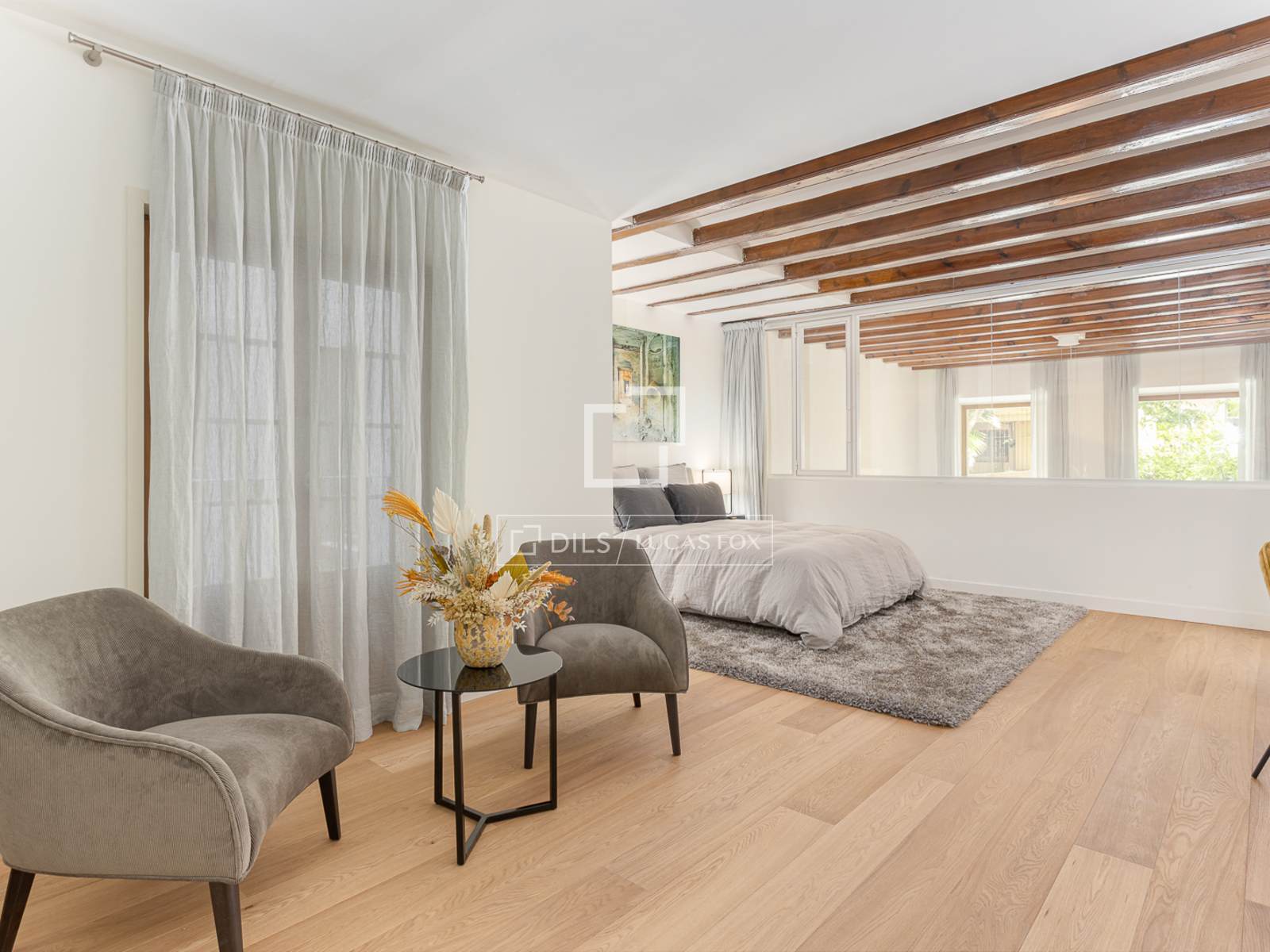 Apartamento en Barcelona, España 3 dormitorios, 196 m2 No. 150931