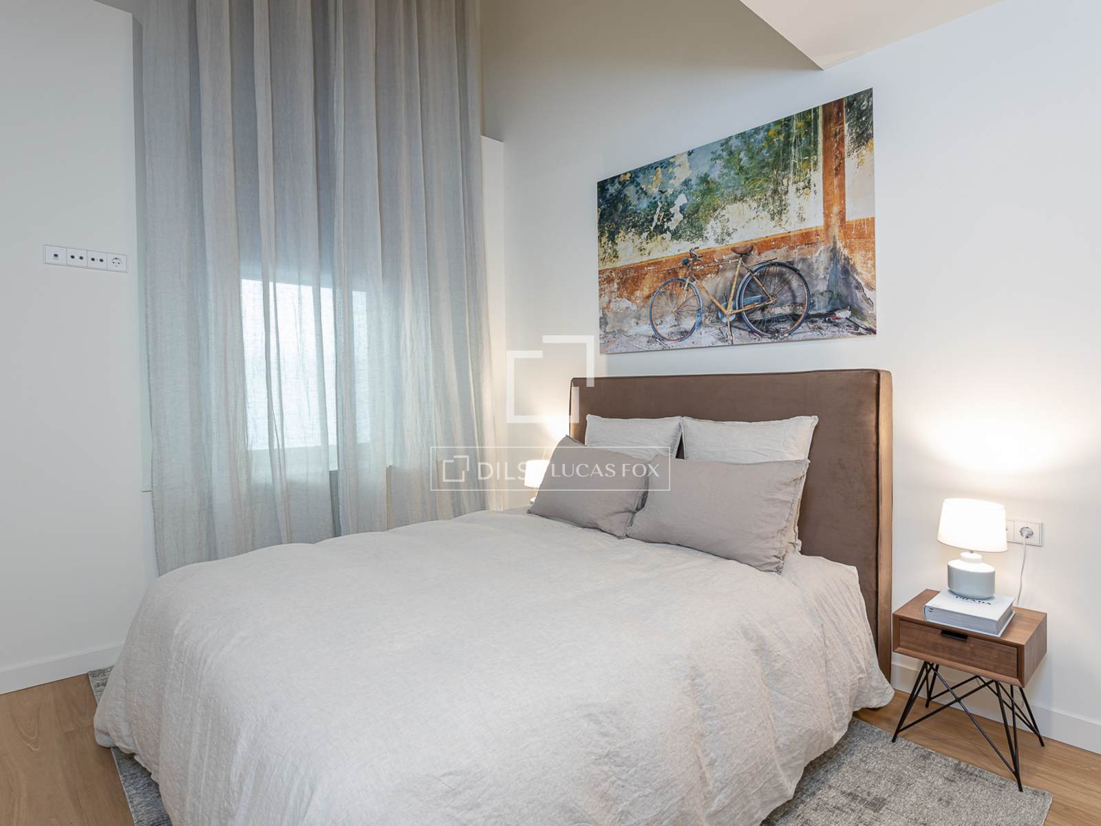 Apartamento en Barcelona, España 3 dormitorios, 196 m2 No. 150931
