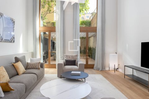 Apartment à vendre à Barcelona, Espagne, 3 chambres, 196 m2 No. 150931 - photo 4