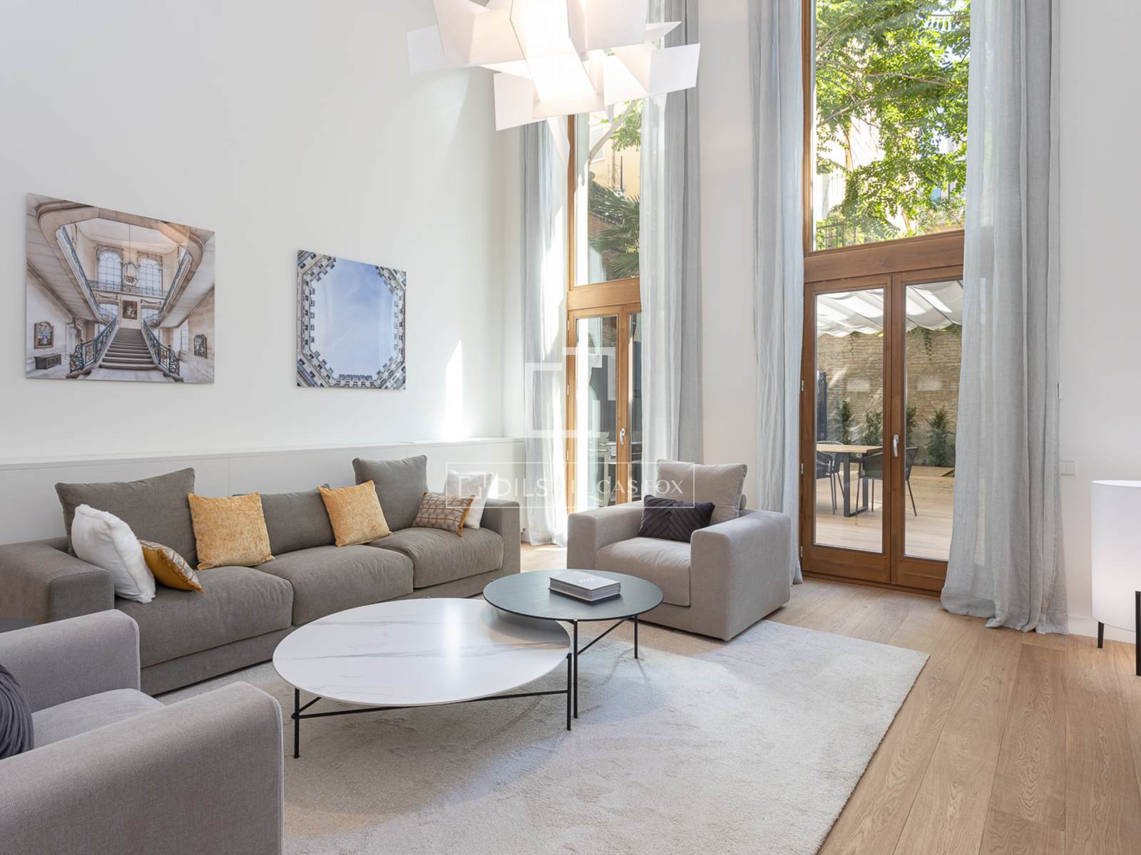 Apartamento en Barcelona, España 3 dormitorios, 196 m2 No. 150931