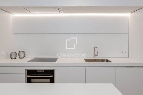 Apartment à vendre à Barcelona, Espagne, 3 chambres, 196 m2 No. 150931 - photo 17