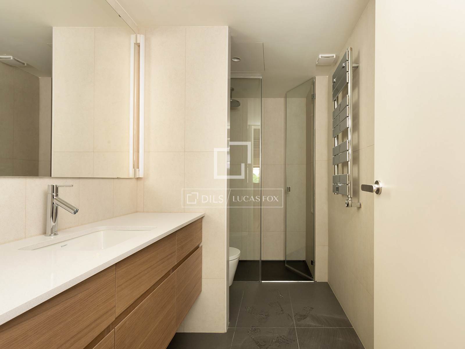 Apartment in Barcelona, Spain 2 bedrooms, 192 sq.m. No. 150930