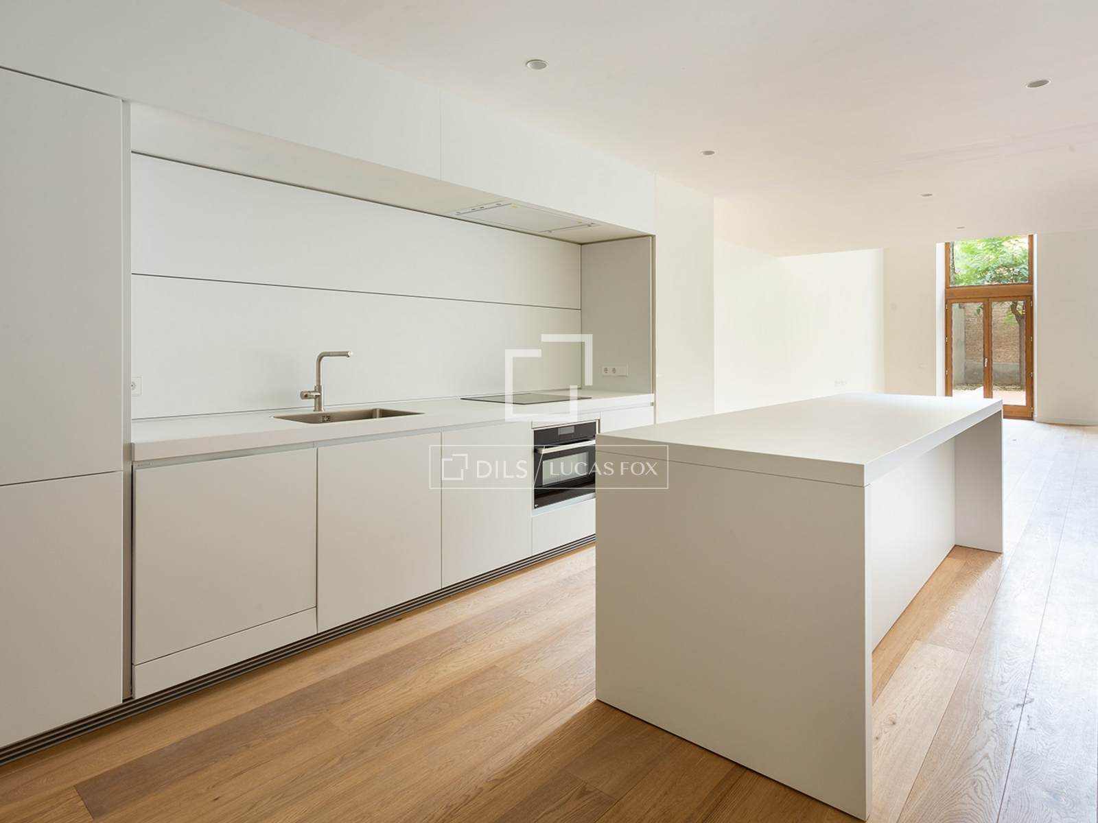 Apartment in Barcelona, Spain 2 bedrooms, 192 sq.m. No. 150930