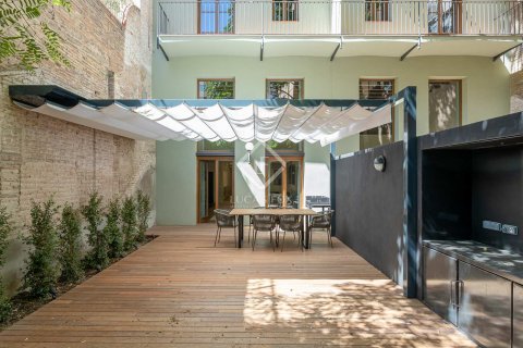 Apartament w Barcelona, Hiszpania 2 sypialnie, 192 mkw. nr 150930 – zdjęcie 26