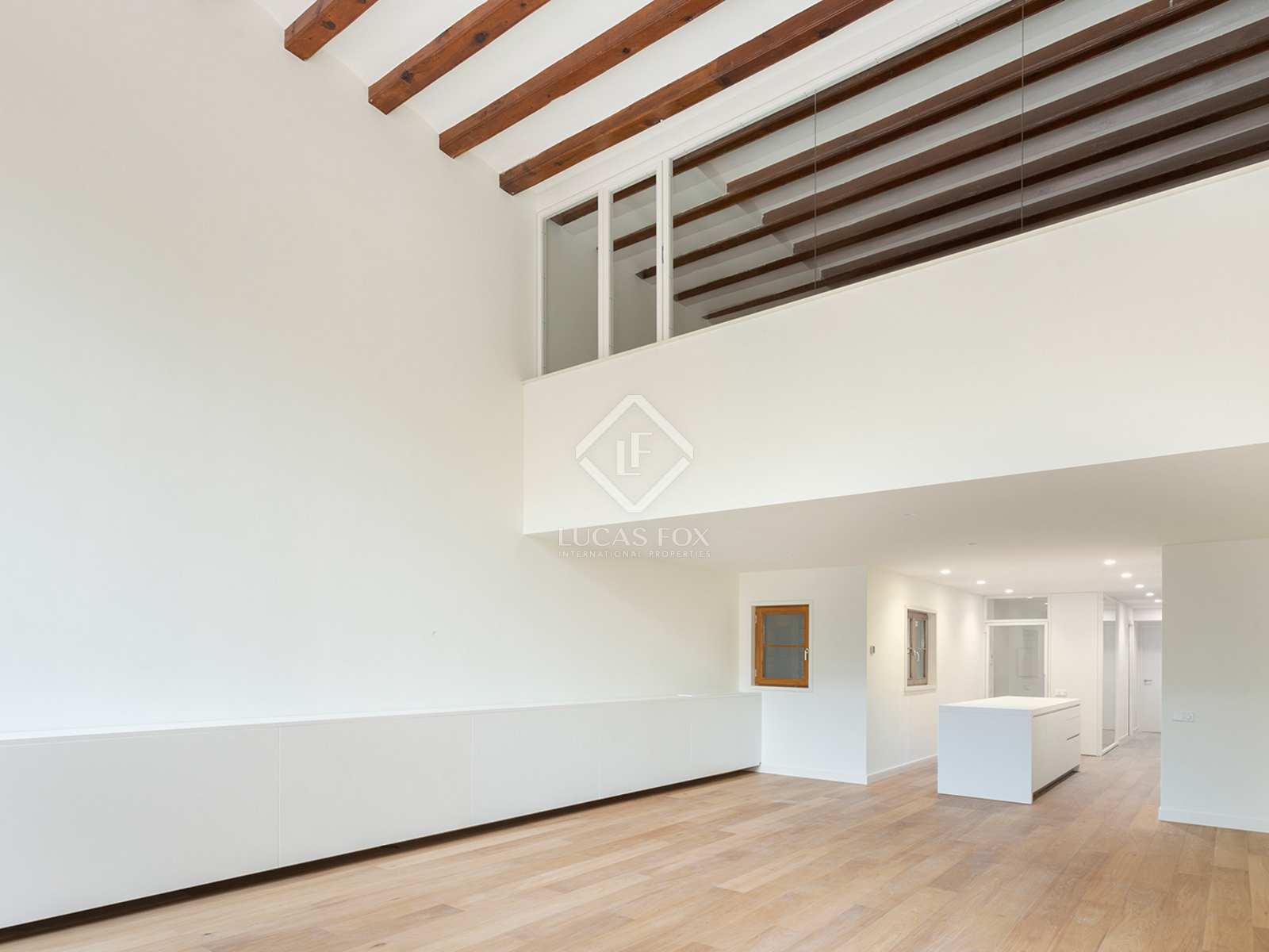 Apartment in Barcelona, Spain 2 bedrooms, 192 sq.m. No. 150930