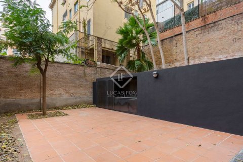 Apartament w Barcelona, Hiszpania 2 sypialnie, 192 mkw. nr 150930 – zdjęcie 28