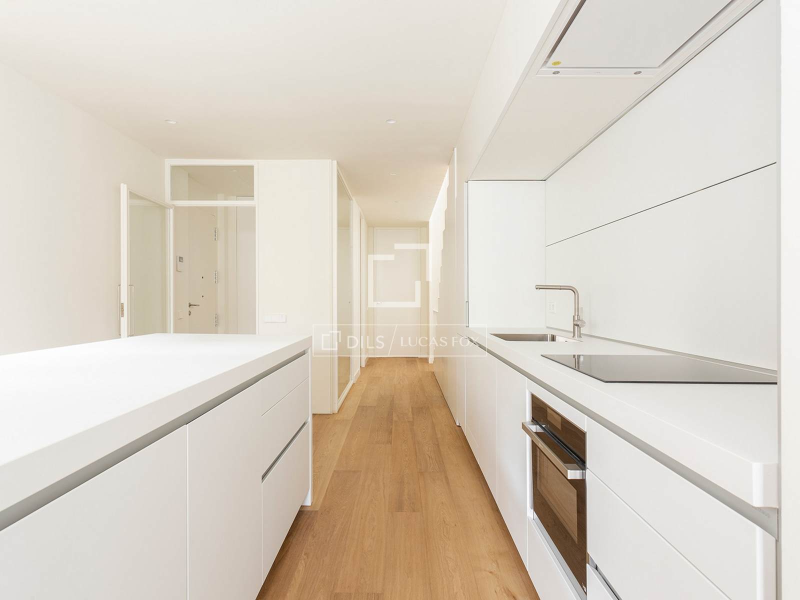 Apartment in Barcelona, Spain 2 bedrooms, 192 sq.m. No. 150930