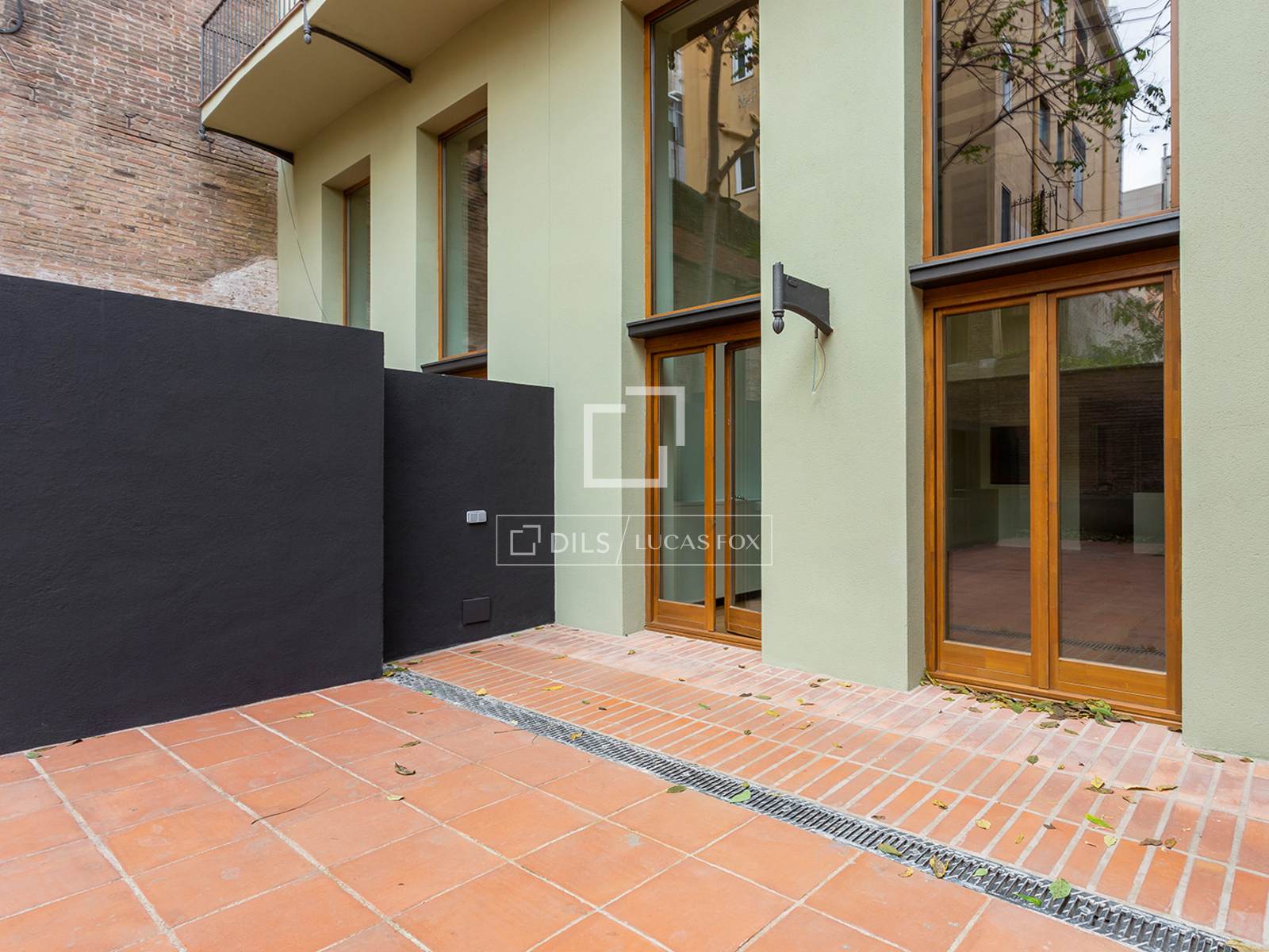Apartment in Barcelona, Spain 2 bedrooms, 192 sq.m. No. 150930