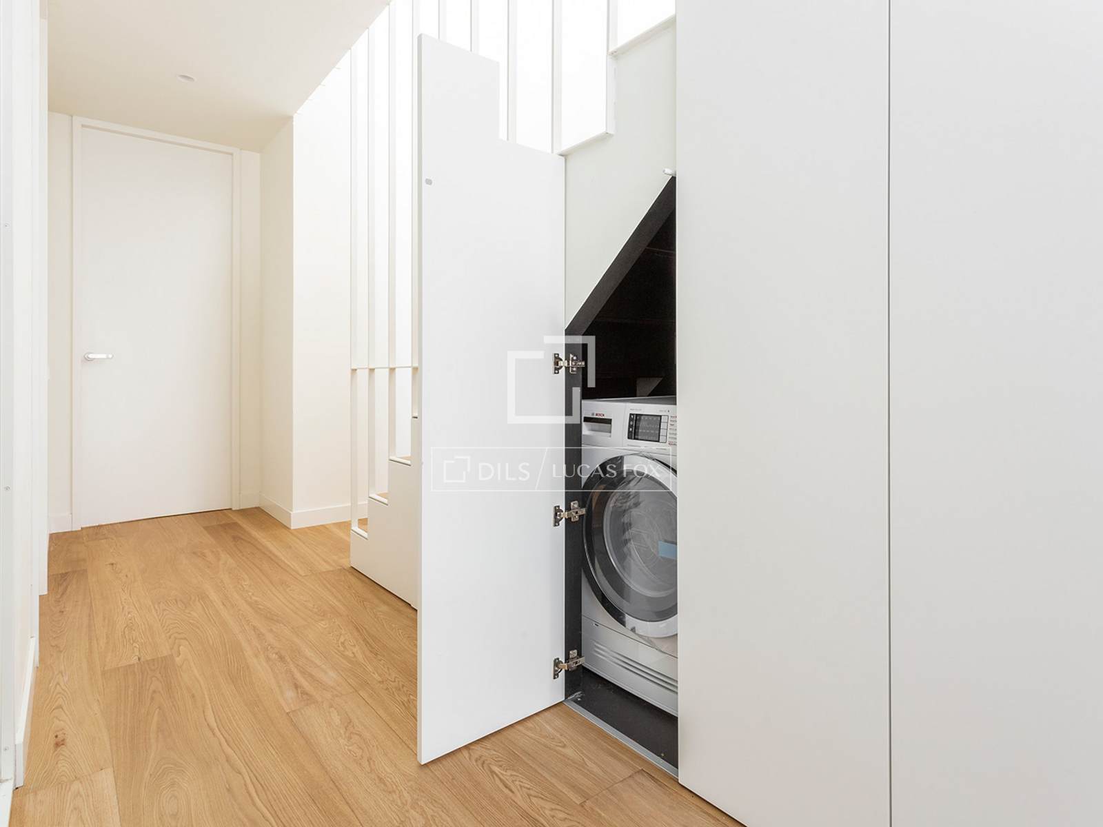 Apartment in Barcelona, Spain 2 bedrooms, 192 sq.m. No. 150930