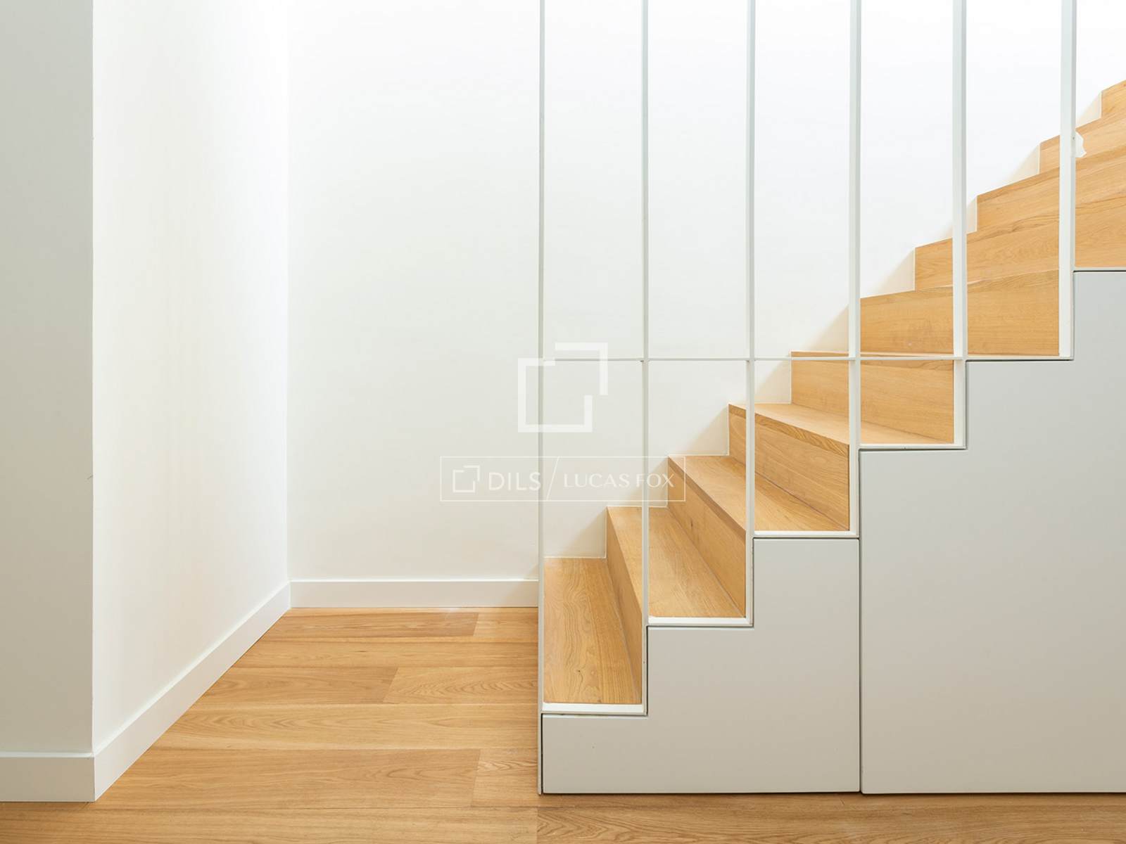 Apartment in Barcelona, Spain 2 bedrooms, 192 sq.m. No. 150930