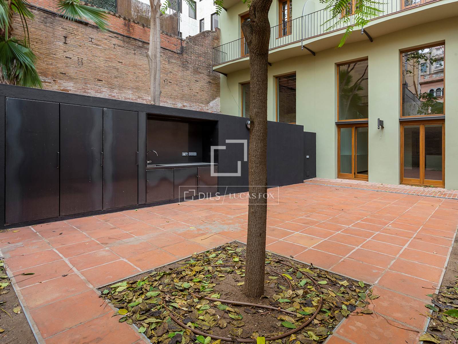 Apartment in Barcelona, Spain 2 bedrooms, 192 sq.m. No. 150930