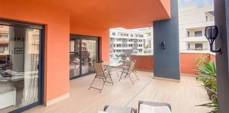 Huoneisto Villamartin, Alicante, Espanja 2 makuuhuonetta,  No. 156171