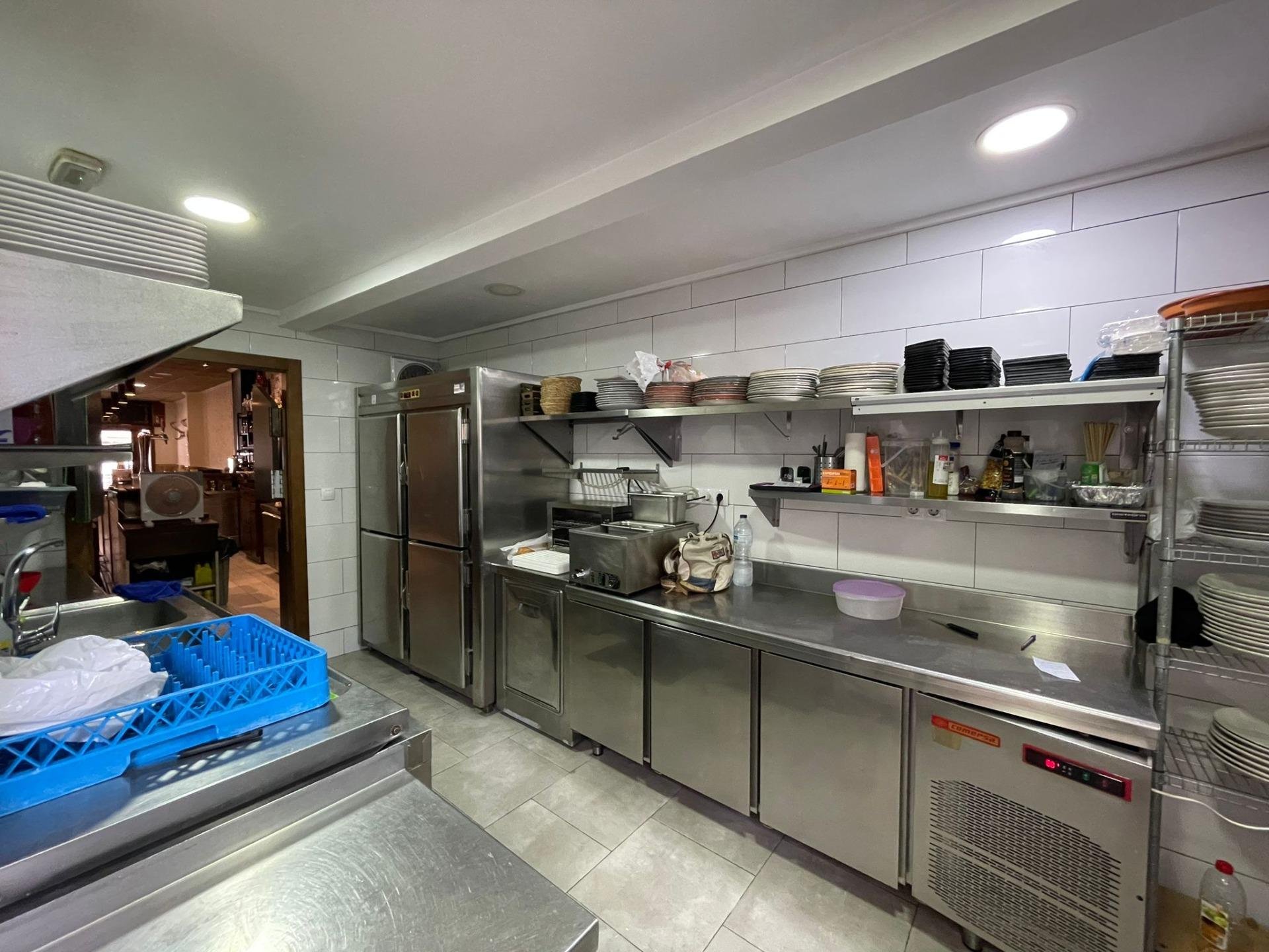 Casa a Benijofar, Alicante, Spagna 3 camere da letto, 200 mq. N° 78957