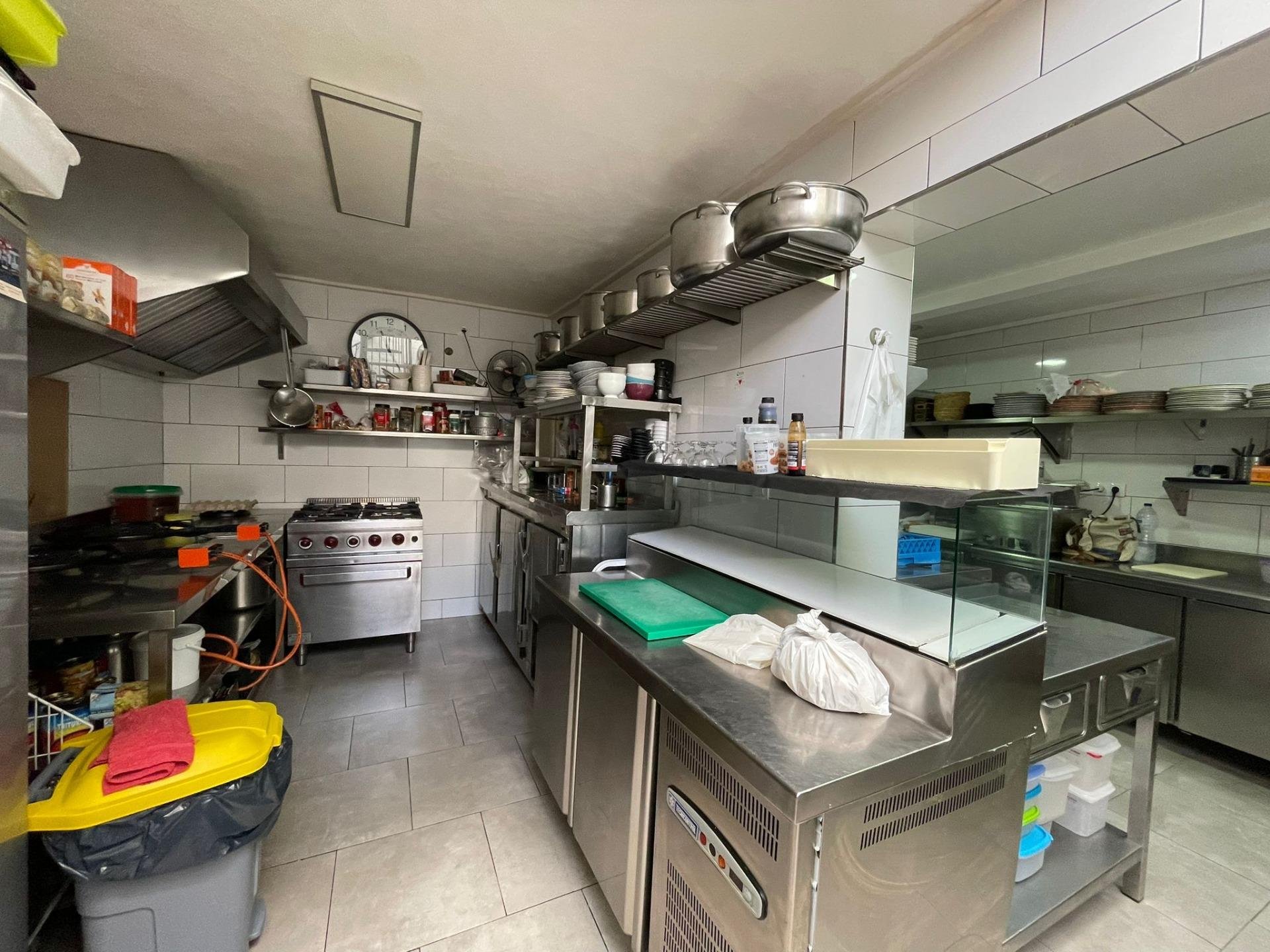Casa a Benijofar, Alicante, Spagna 3 camere da letto, 200 mq. N° 78957