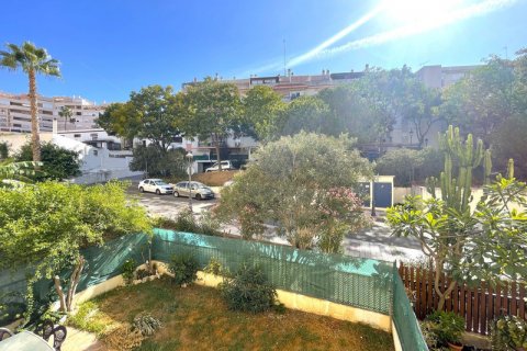 Apartment for sale Estepona, Malaga, Spain 4 bedrooms, 123 sq.m. No. 109526 - photo 3
