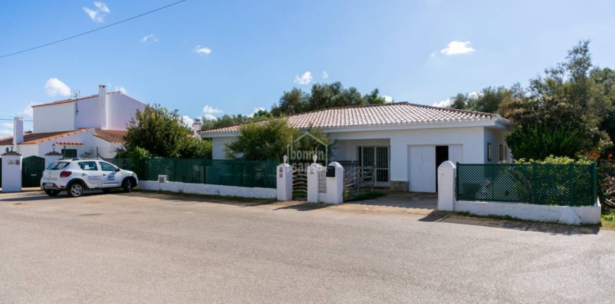Hus i Mahon, Menorca, Spanien 3 sovrum, 148 kvm. Nr. 140271