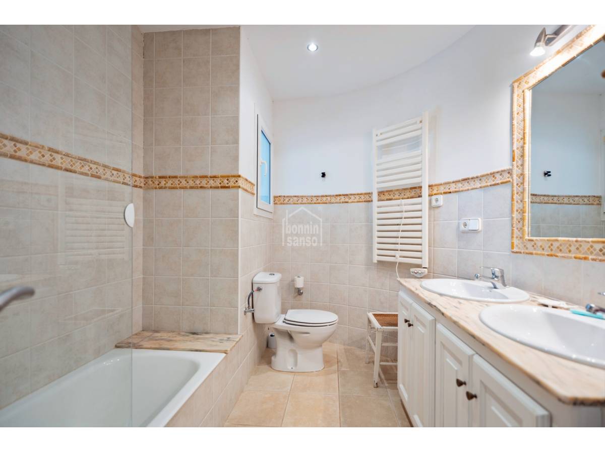 Huvila Es Mercadal, Menorca, Espanja 5 makuuhuonetta, 187 m2 No. 140268
