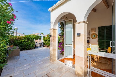 Wohnung zum Verkauf in Ciutadella De Menorca, Menorca, Spanien 2 Schlafzimmer, 51 m2 Nr. 140270 - Foto 2