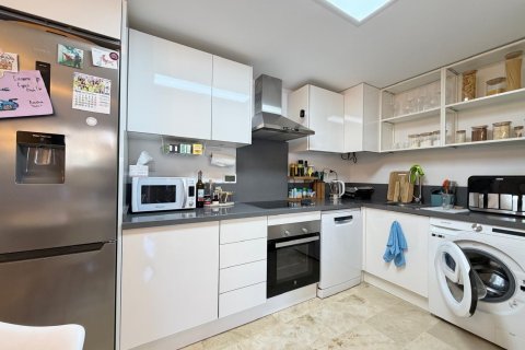 Apartment for sale in Punta Prima, Alicante, Spain 3 bedrooms, 113 sq.m. No. 196816 - photo 15