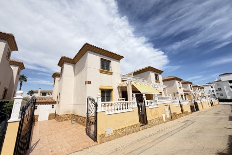 Villetta a schiera a Villamartin, Alicante, Spagna 3 camere da letto, 90 mq. N° 196016